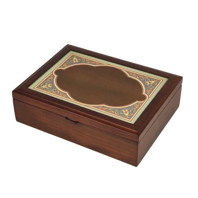 Custom Wooden Dates Chocolate Box Velvet Divider Lining Metal Hinge Luxury Gift Box for Muslim Holiday Dry Fruit Sweet Packing