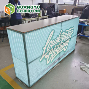 Table promotionnelle portable <span class=keywords><strong>de</strong></span> 8 pieds avec cadre en aluminium léger et rétroéclairage LED, idéale pour stand <span class=keywords><strong>de</strong></span> salon professionnel, avec tissu tendu - Product Image 1