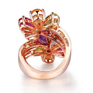 Anillo <span class=keywords><strong>de</strong></span> Cobre con Circonita <span class=keywords><strong>de</strong></span> Alta Calidad TIANSHE para Mujer, Anillo <span class=keywords><strong>de</strong></span> <span class=keywords><strong>Flor</strong></span> Exagerado <span class=keywords><strong>de</strong></span> Lujo, Venta Directa <span class=keywords><strong>de</strong></span> Fábrica, Venta al Por Mayor - Product Image 4