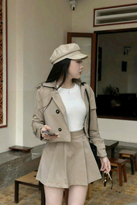 Conjunto de Falda Plisada y Chaqueta Corta, Cuello Camisero, Mezcla de Algodón y Poliéster, Prenda Tejida, Fábrica de Ropa OEM - Product Image 3