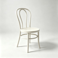 Chaise Thonet en résine PP aspect bois, populaire pour les événements, hôtels, mariages et salles à manger