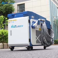 Machine de nettoyage au laser à fibre portative 3000W pour l'élimination de la rouille des moules industriels, opération non destructive à haute efficacité, CE