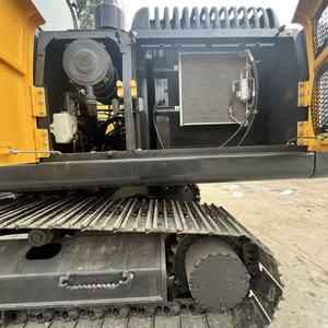 Excavatrice sur chenilles VOLVO EC240 d'occasion, 24 tonnes, matériel de construction, 90% neuve, VOLVO EC240, excavatrice moyenne, bon moteur et pompe - Product Image 5