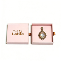 Boîte cadeau personnalisée en papier mat rose avec tiroir coulissant pour bijoux, colliers, boucles d'oreilles, bracelets