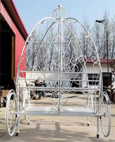 Roues mobiles universelles Citrouille en or blanc Décoration de calèche Accessoires de calèche Cendrillon pour fête d'anniversaire