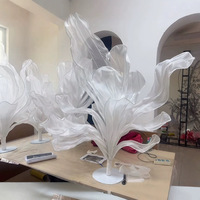 Fleurs artificielles en gaze pour décoration de mariage Centres de table Fleurs géantes Installation artistique en soie pour décoration de fête de mariage