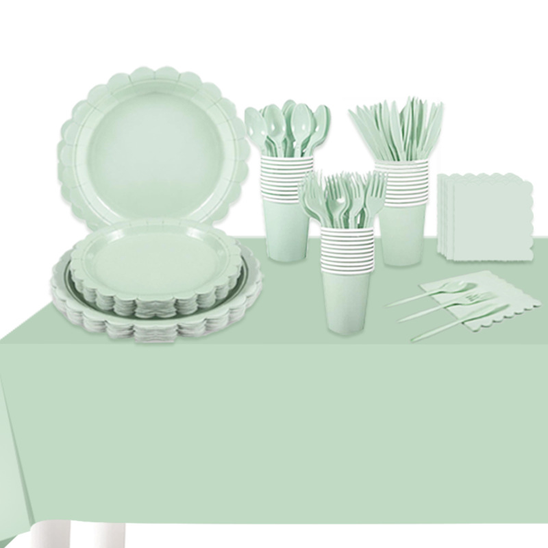 สีเขียวอ่อน สำหรับ 10 ท่าน