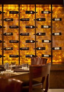Armoire <span class=keywords><strong>à</strong></span> vin moderne italienne avec porte vitrée, panneau en bois luxueux et simple, écologique, intégrée au mur, pour restaurant - Product Image 2