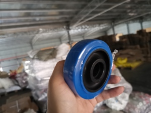 WBD Industrial <span class=keywords><strong>Swivel</strong></span> 100mm 125mm Blue TPR Nachlauf und Rad mit Bremse - Product Image 4