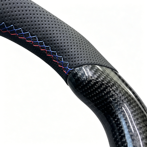 Volant en cuir perforé noir personnalisé de haute qualité en fibre de carbone pour E90 E92 E93 E9X – Vente en gros directe usine - Product Image 4