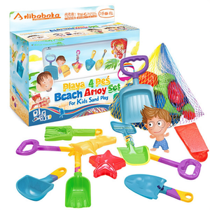 Set di 4 giocattoli da spiaggia Playa da 24 cm con pala, stampo e borsa a rete per bambini, per giocare con la sabbia - Product Image 2