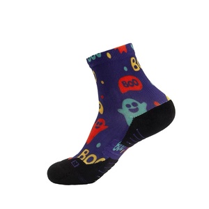 Meias Esportivas Personalizadas de Alta Qualidade com Logo, Secagem Rápida, Antiderrapantes, Impressas, Ecológicas, Antibacterianas e Respiráveis - Product Image 3