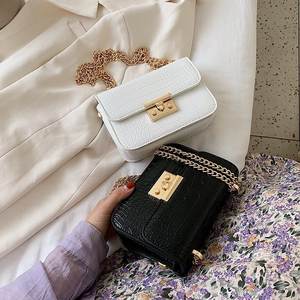 Yiwu Factory 2023 nuove collezioni borse da donna <span class=keywords><strong>con</strong></span> stampa in pietra Ins borse moda donna di vendita calda <span class=keywords><strong>con</strong></span> <span class=keywords><strong>borchie</strong></span> e multi tasche - Product Image 4