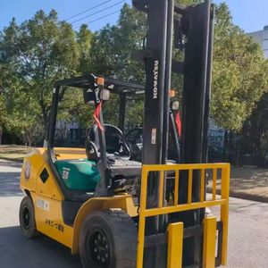 Montacargas HELI Usado de 5 Toneladas, Montacargas Diésel Komatsu Japonés FD50-17, Montacargas TCM/Mitsubishi de 5 Toneladas de Segunda Mano - Product Image 5