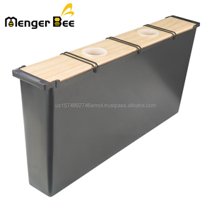 Mangeoire à abeilles pratique de 6,5 L en plastique avec couvercle en bois pour nourrir les abeilles avec du miel, de la nourriture et de l'eau - Product Image 5