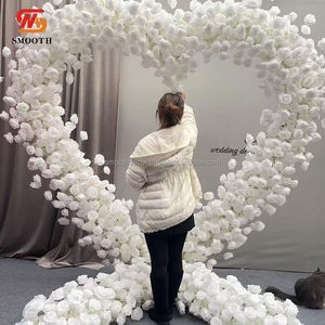 Arche de mariage en soie artificielle lisse en forme de cœur, arche de fleurs personnalisable, accessoires de scène, décoration, proposition de mariage, scène de mariage - Product Image 3