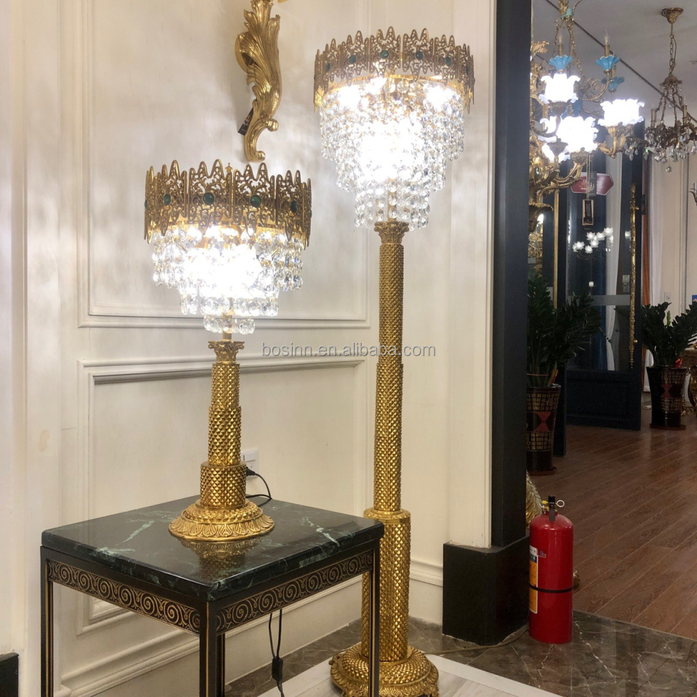 法式落地灯装饰别墅客厅卧室豪华孔雀闪光金色雕塑落地灯 - buy floor