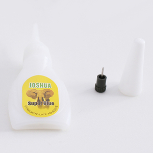 Nuevo Adhesivo Líquido Transparente Autoadhesivo, Resistente al Agua y al Calor, Super Pegamento en Botella de Plástico de 3g/2.5g/2g/1.5g - Product Image 3