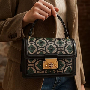 Borsa in Vera Pelle Jacquard di Alta Qualità dal Design Artistico Retrò, Borse di Lusso Artigianali per Donne - Product Image 1