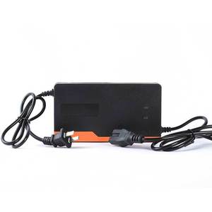 2025 <span class=keywords><strong>chargeur</strong></span> de batterie au Lithium e-bike le plus vendu <span class=keywords><strong>chargeur</strong></span> rapide haute puissance 48V60V pour accessoires de vélo électrique - Product Image 1