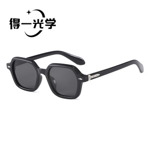 De Yi Optics <b>Square</b> <b>Frame</b> <b>Sunglasses</b> For Women UV400 Protection Black PC <b>Frame</b> Type 3 Sunshades - Product Image 1
