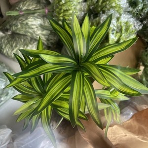Plante artificielle de bambou lys vert Greenway 65 cm, bouquet, décoration intérieure et extérieure, style naturel - Product Image 1