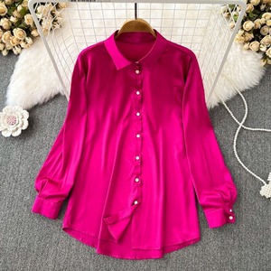 Chemisier Original Décontracté et Polyvalent <span class=keywords><strong>en</strong></span> <span class=keywords><strong>Satin</strong></span> à Col Polo, à Boutonnage Simple, à Manches Longues et de Coupe Irrégulière, Idéal pour <span class=keywords><strong>Femme</strong></span> <span class=keywords><strong>en</strong></span> Automne - Product Image 5