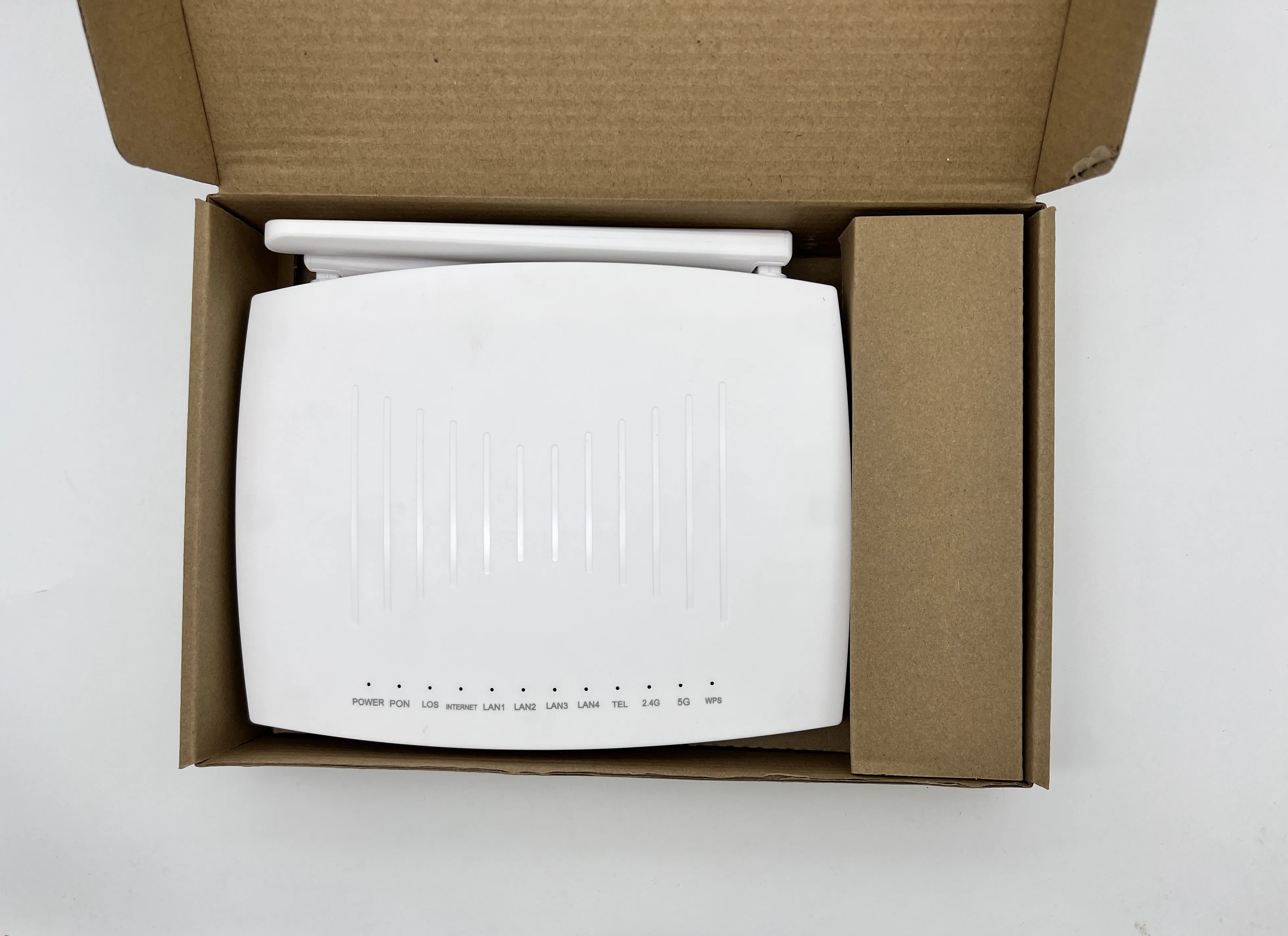 Meest Populaire Ont Met 4ge + 1 Potten + 1usb + Wifi 2.4G & 5G Dual Band F78ol Xpon Onu Onu Gpon Nieuw