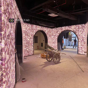 Painel de Parede de Pedra Translúcida de Cristal Natural Roxo Ametista Retroiluminado Personalizado para Decoração de Sala de Estar - Product Image 2