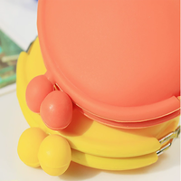 Porte-monnaie en silicone personnalisé avec logo circulaire Pochette étanche pour femmes et filles avec fermeture éclair Mini porte-monnaie en silicone
