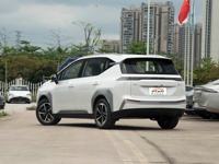 Подержанный электромобиль Guangqi Aion Y 2023 года, запас хода 430 км, левый руль, панорамный люк