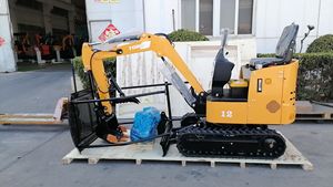 Miniexcavadora personalizada para jardín, 1,2 toneladas con motor Laidong de cabina, componentes hidráulicos Eaton de alta eficiencia - Product Image 6