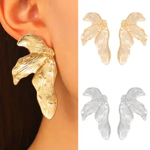 DAIHE nouveau exagéré personnalisé feuille boucles d'oreilles femmes irrégulière plié Texture feuille boucles d'oreilles vacances Style bijoux