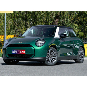 MINI Cooper E, Auto Eléctrico Compacto Clásico e Icónico: Batería de 51.5 kWh, Garantía de <span class=keywords><strong>8</strong></span> Años, Autonomía de 466 km, Perfecto para Conducir en la Ciudad - Product Image 4