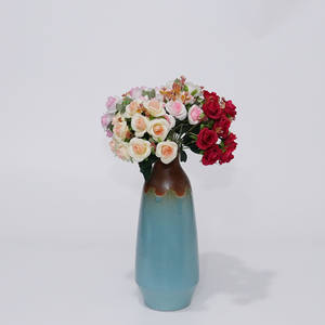 Centrotavola Artigianale di Alta Qualità con Rose Vintage per Matrimoni e Ringraziamento, <span class=keywords><strong>Fiori</strong></span> Artificiali in Tessuto di Seta, Stile Elegante e Lungo - Product Image 3