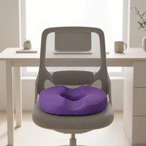 <span class=keywords><strong>Cuscino</strong></span> Ergonomico <span class=keywords><strong>in</strong></span> Memory Foam Anti-Decubito Lavabile per Sedia <span class=keywords><strong>in</strong></span> <span class=keywords><strong>Legno</strong></span>, Aereo, Supporto per Seduta e Sonno - Product Image 2