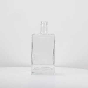 750ml Botellas vacías de Ginebra Venta Botella de vidrio para Brandy Whisky Ron Spirits <span class=keywords><strong>Vodka</strong></span> - Product Image 1