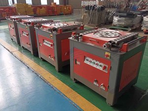 Machine à cintrer les barres d'armature Wadjay GW40 50 mm automatique en acier inoxydable et en acier au carbone avec moteur 3 kW 220 V/380 V certifiée CE d'origine américaine - Product Image 2