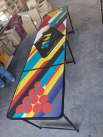 Table de bière-pong client avec trous