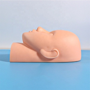 หัวตุ๊กตาฝึกซ้อมที่มีประสิทธิภาพสูงสุด เนื้อนุ่ม ไม่มีกลิ่น ซิลิโคนคุณภาพสูง สีเนื้อ รีไซเคิลได้ รับผลิตแบรนด์ส่วนตัว - Product Image 1