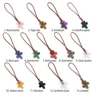 13 colores cristal curativo amatista jaspe rojo <span class=keywords><strong>cuarzo</strong></span> rosa colgante de flor de cinco pétalos llavero de cuero marrón regalo para mujer - Product Image 2