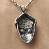 Collier pendentif crâne en acier titane pour homme, style militaire, design géométrique rétro, bijoux de mode en acier inoxydable