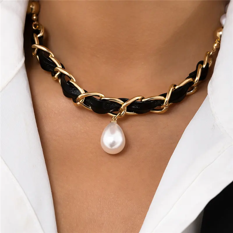 New Fashion Popular Gold Plated Personalized Splicing Rope Chain Necklace Pearl Choker Necklace For Women