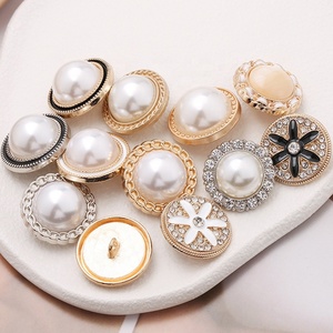 <strong>Metal</strong> <strong>Rhinestone</strong> <strong>Buttons</strong> Luxury Pearl Crystal Shank <strong>Buttons</strong> <strong>for</strong> Clothing DIY Sewing Sweater Accessories Wholesale - Product Image 6