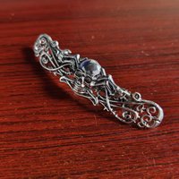 Barrette à cheveux vintage en forme de croix de crâne, motif pirate ajouré, filigrane orné, argent antique, style gothique, cadeau