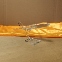 Souvenir d'événement personnalisé en gros, artisanat en cristal 3D, modèle d'avion, cadeaux d'affaires, modèle d'avion en verre de cristal, trophée de récompense
