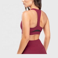 Soutien-gorge de sport sexy pour femme, idéal pour le yoga et la gym, avec bretelles croisées, maintien moyen, coussinets amovibles, col en V - Vente en gros