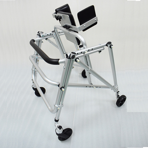 Ruedas <span class=keywords><strong>de</strong></span> bloqueo Walker y rehabilitación plegable Aluminio Pediátrico Posterior Walker Entrenamiento <span class=keywords><strong>de</strong></span> entrenamiento <span class=keywords><strong>de</strong></span> marcha plegable - Product Image 2