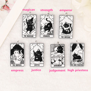 Dijes de cartas de <span class=keywords><strong>Tarot</strong></span> en blanco y negro, joyería acrílica de Luna y amantes para pendientes, collar Diy - Product Image 3