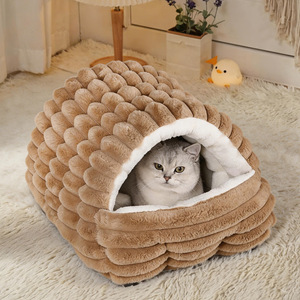 2025 New Style Thickened Enclosed Cat and Dog Sleeping Bags, Rabbit and Kitten Winter Warmth Essential - Product Image 1